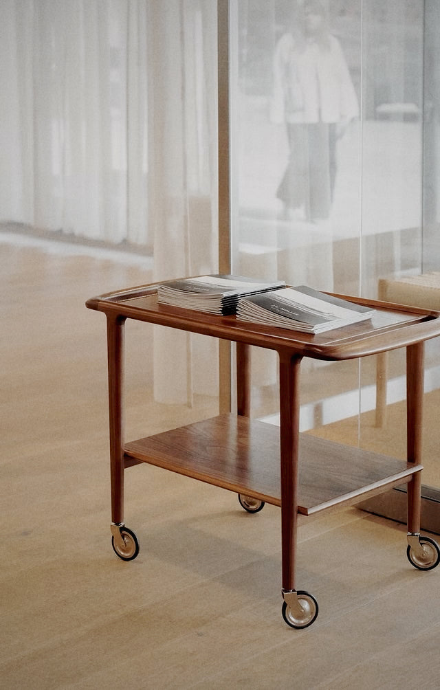 Tea trolley - Model 44
