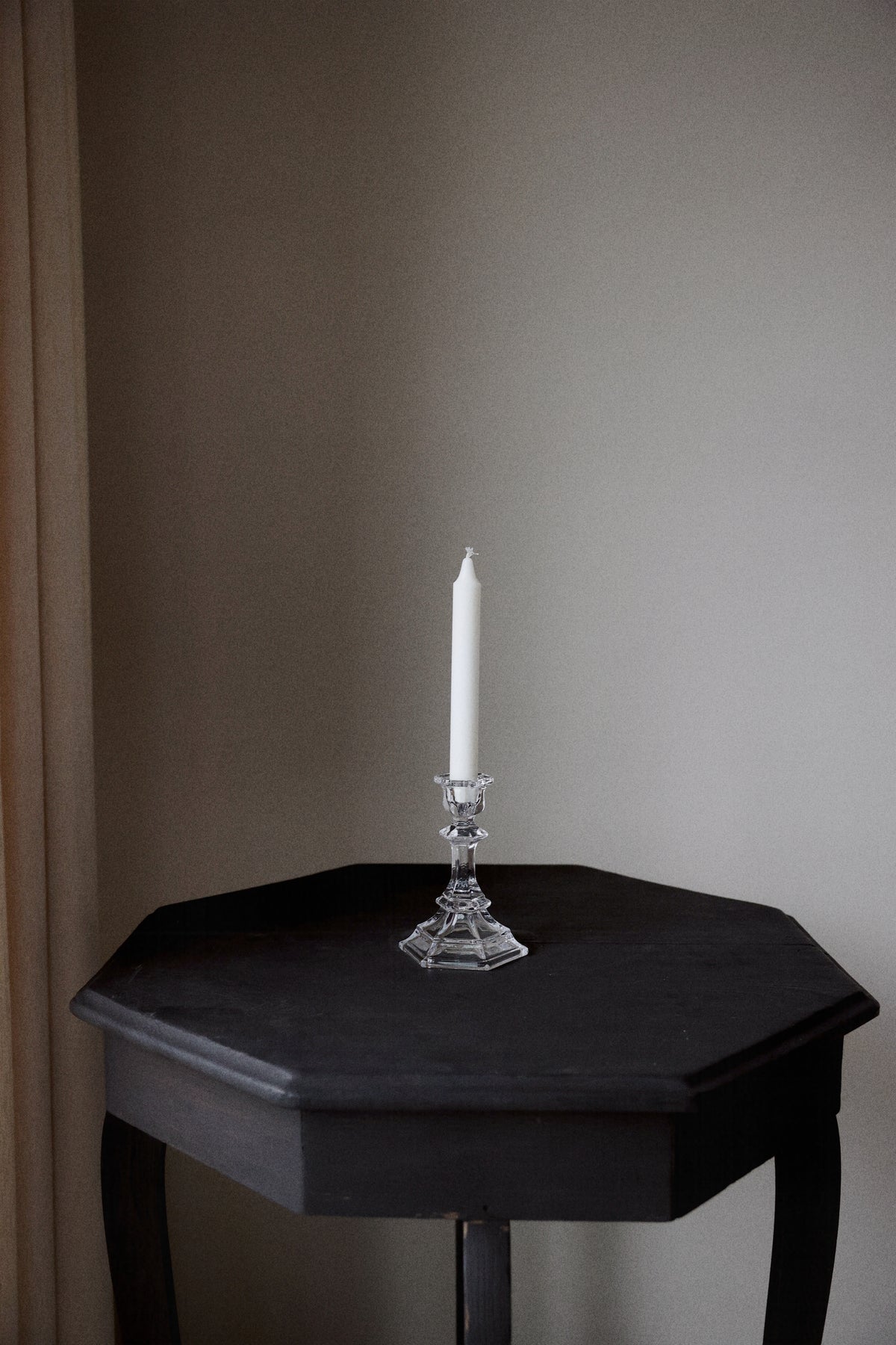 Lysestake i glass, lav